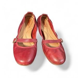 Born Curlew Mary Jane Red Leather Flats Size 8